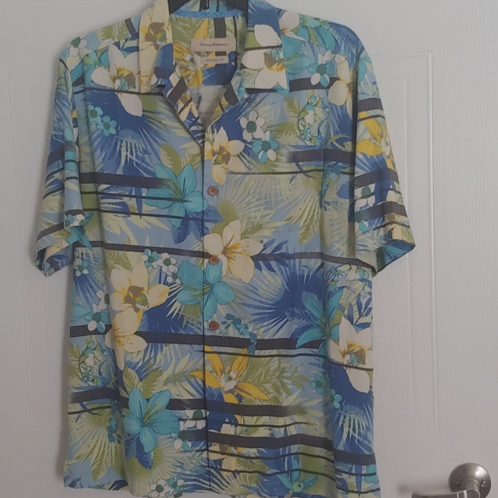 Tommy Bahama mens shirt